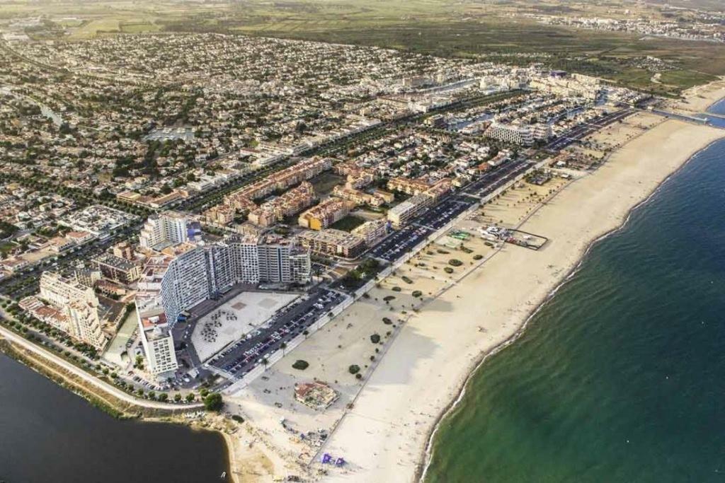 Holidays P14 Sea View Empuriabrava Eksteriør bilde