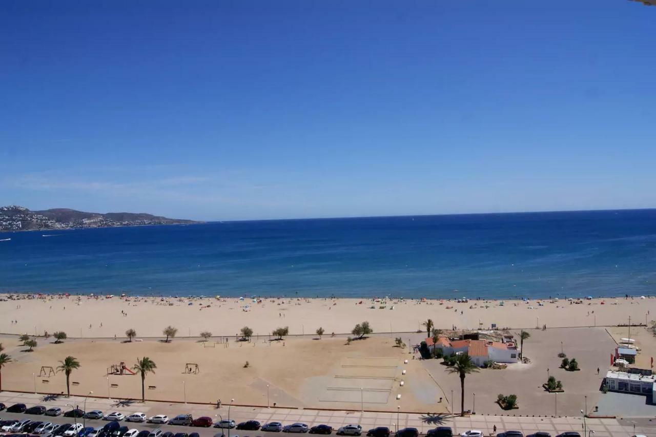 Holidays P14 Sea View Empuriabrava Eksteriør bilde